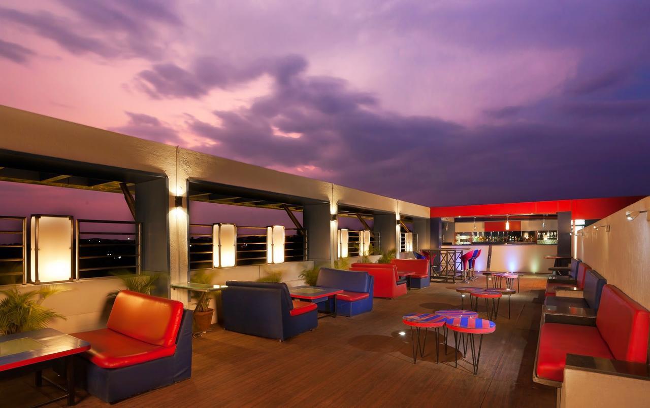 Mayur Aaditya Resort Dharwad Exterior foto